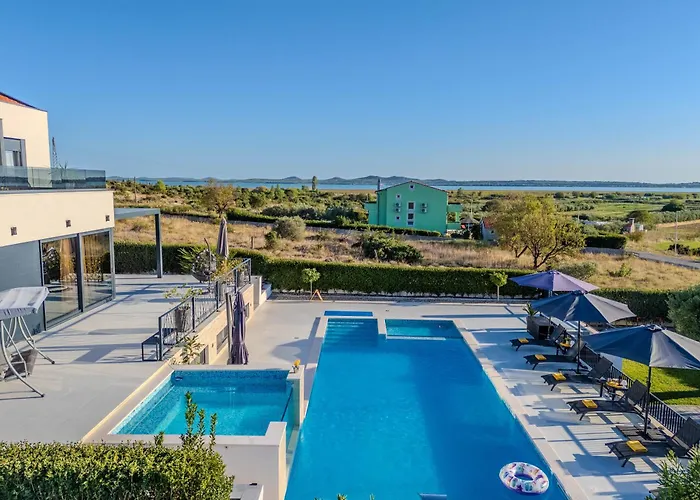 Villa Lara *