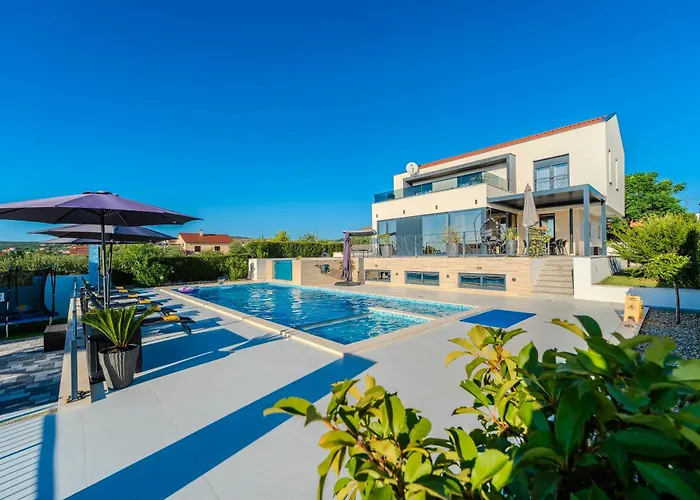 Villa Lara
