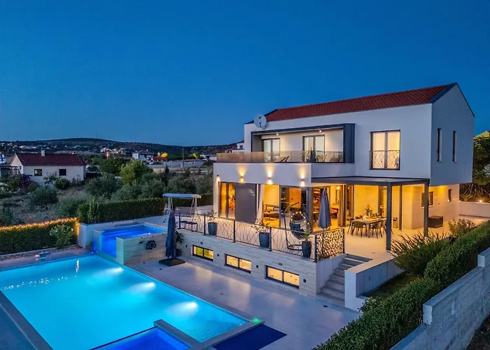 Villa Lara
