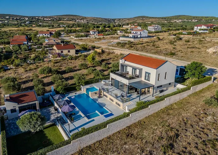 Lara Vrana (Zadar)