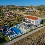 Lara Vrana (Zadar)