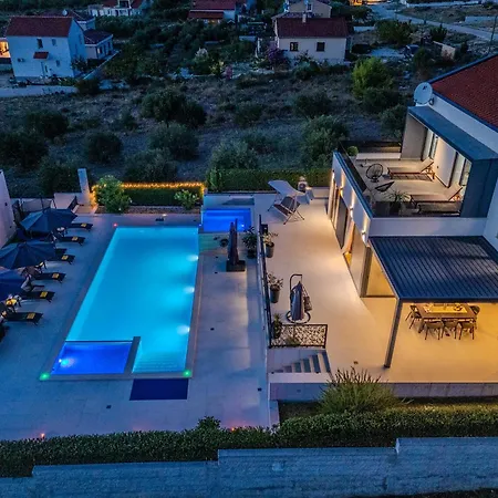 Lara Vrana Villa Vrana (Zadar)