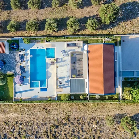 Lara Vrana * Vrana (Zadar)