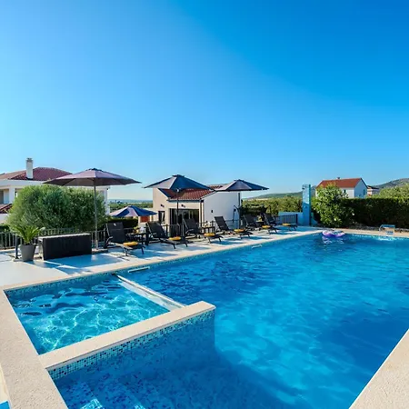 Lara Vrana Villa *