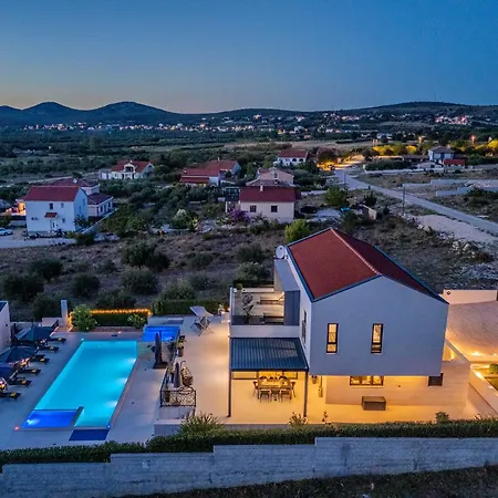 Lara Vrana Villa Vrana (Zadar)